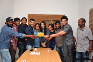 Padesaave Movie Team Celebrates Nithya Shetty Birthday